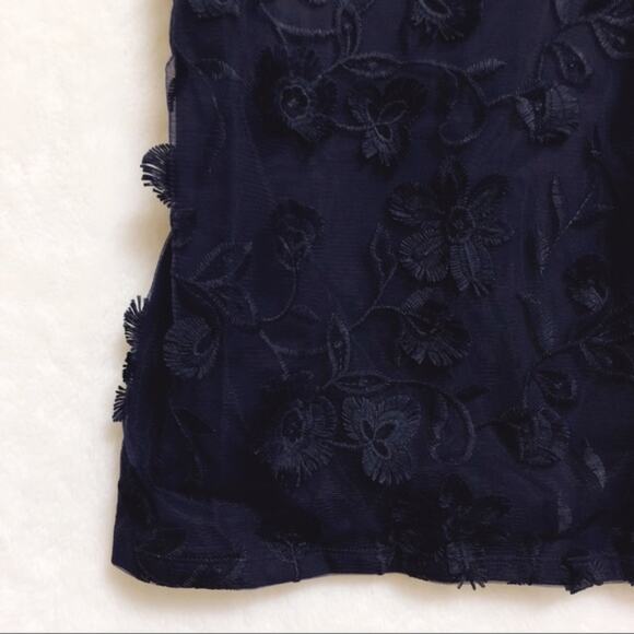 Ann Taylor Blue Lace Cami - Picture 8 of 8